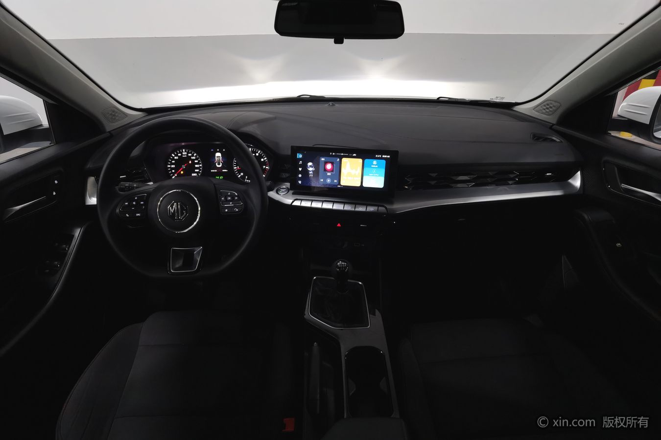 MG 5 2024 car image #12