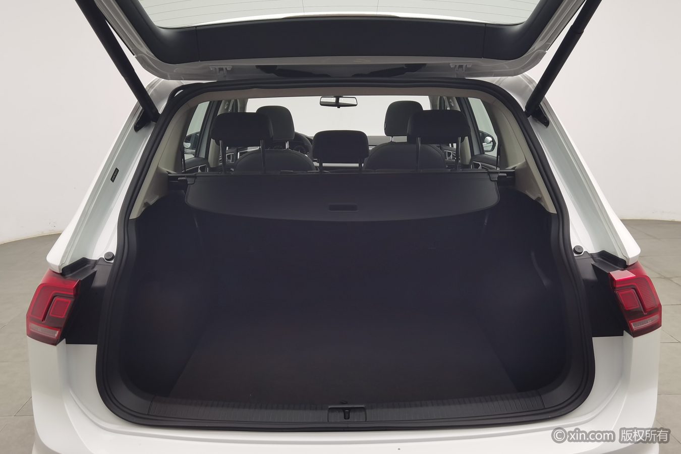 Volkswagen Tiguan L 2025 #17 Volkswagen Tiguan L 2025 car image #17