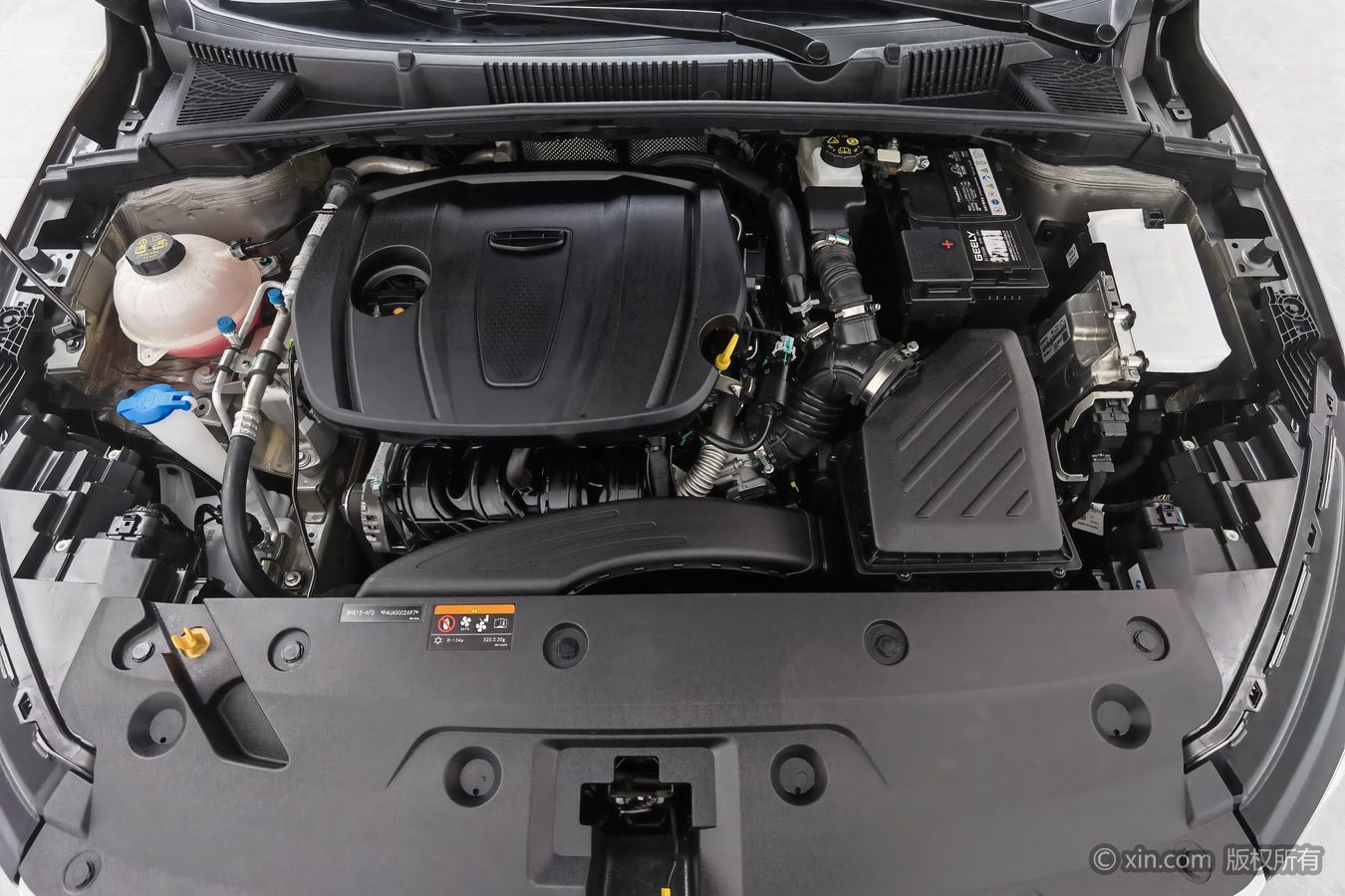GEELY Emgrand 2023 car image #18