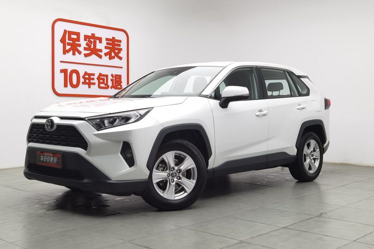 Toyota RAV4 2021 Toyota RAV4 2021 car image