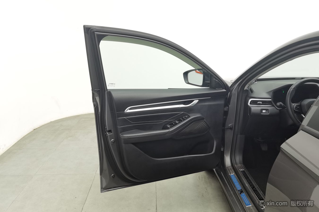 GEELY Emgrand 2025 car image #8