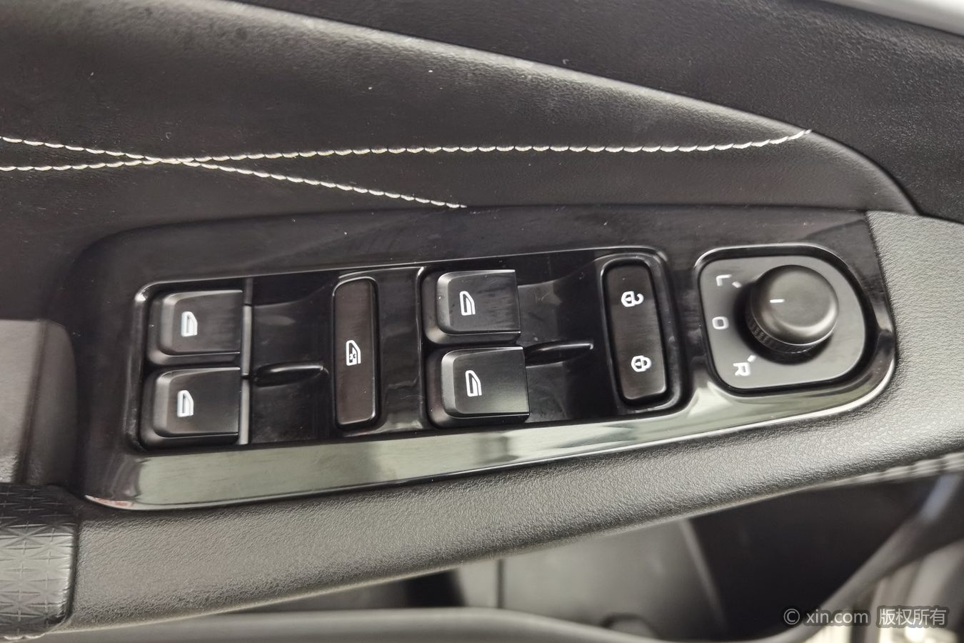 GEELY Emgrand 2025 car image #9