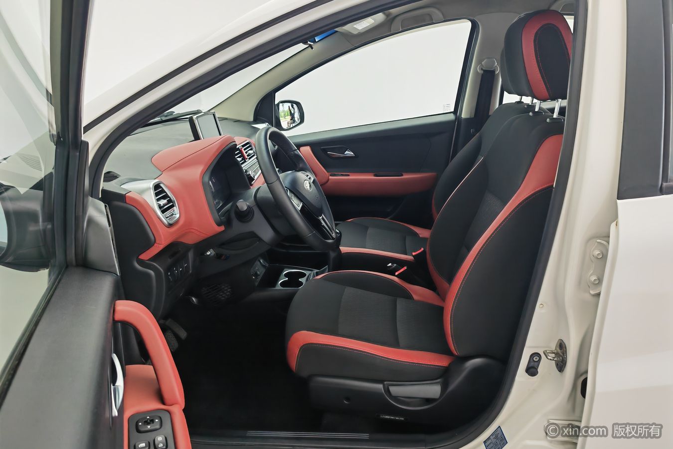2017 #10 2017 car image #10