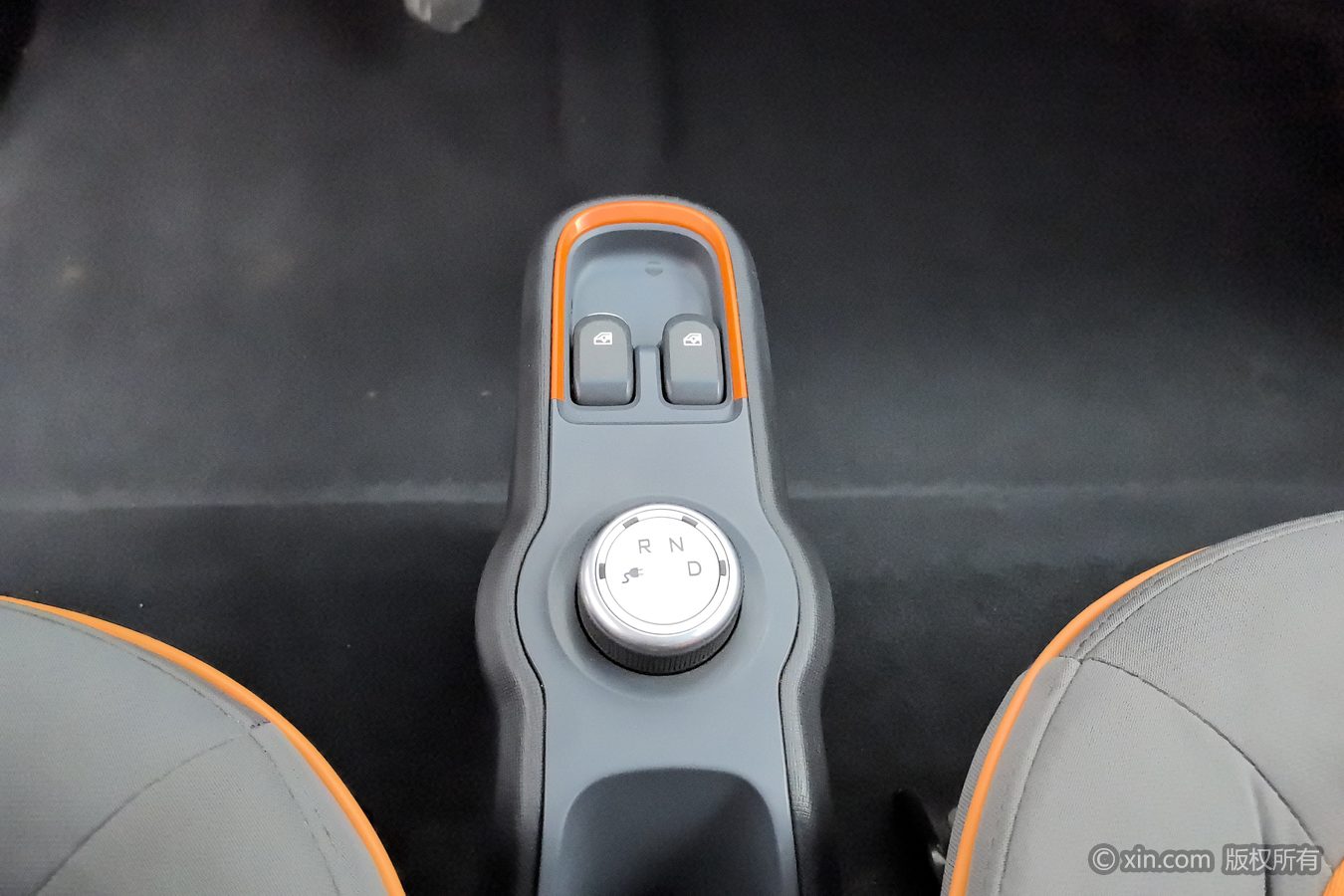 2020 #14 2020 car image #14