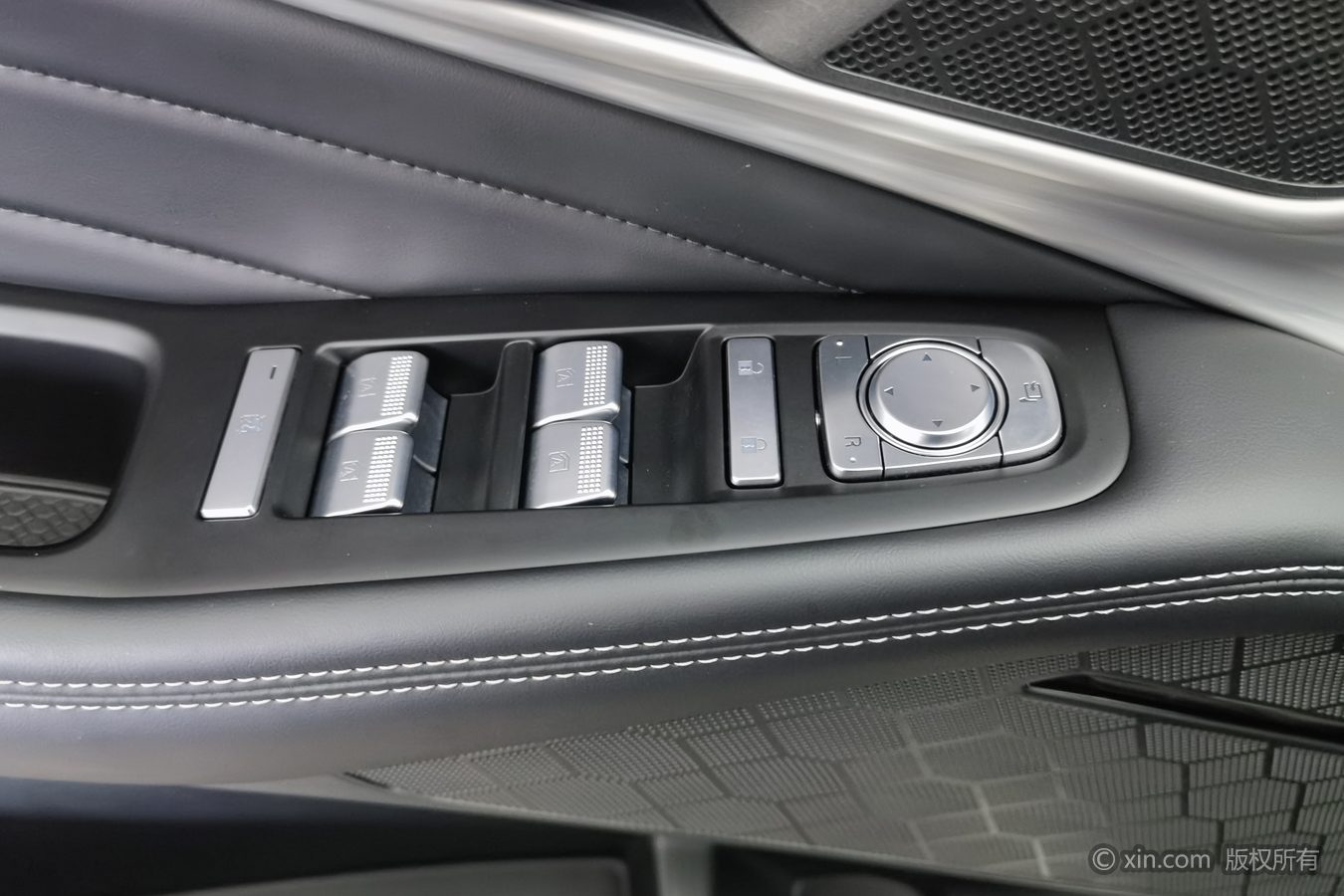 GAC Trumpchi GS8 2025 #9 GAC Trumpchi GS8 2025 car image #9