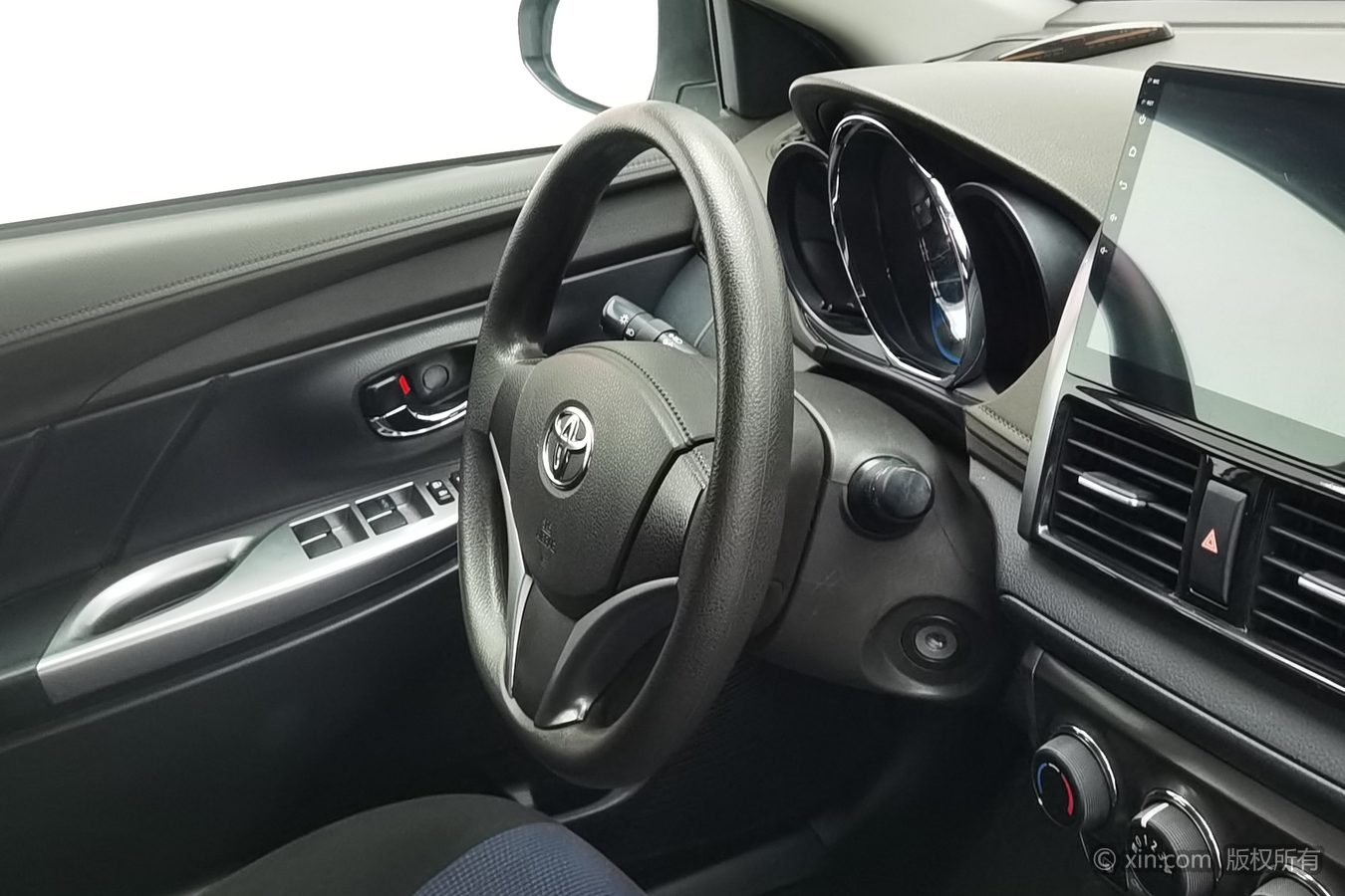 Toyota Yaris L Zhixuan 2016 изображение автомобиля #23