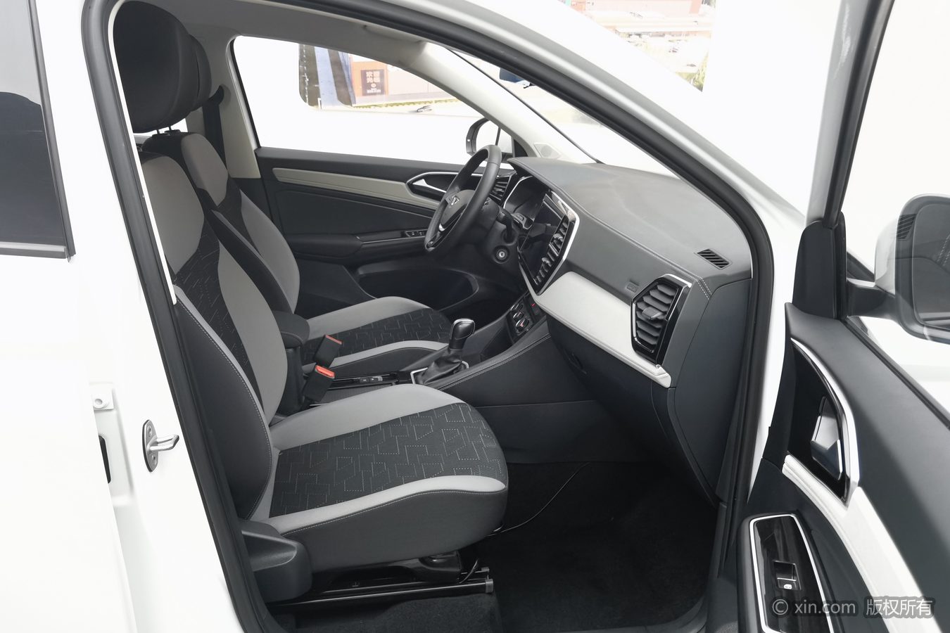 Jetta VS5 2025 car image #24