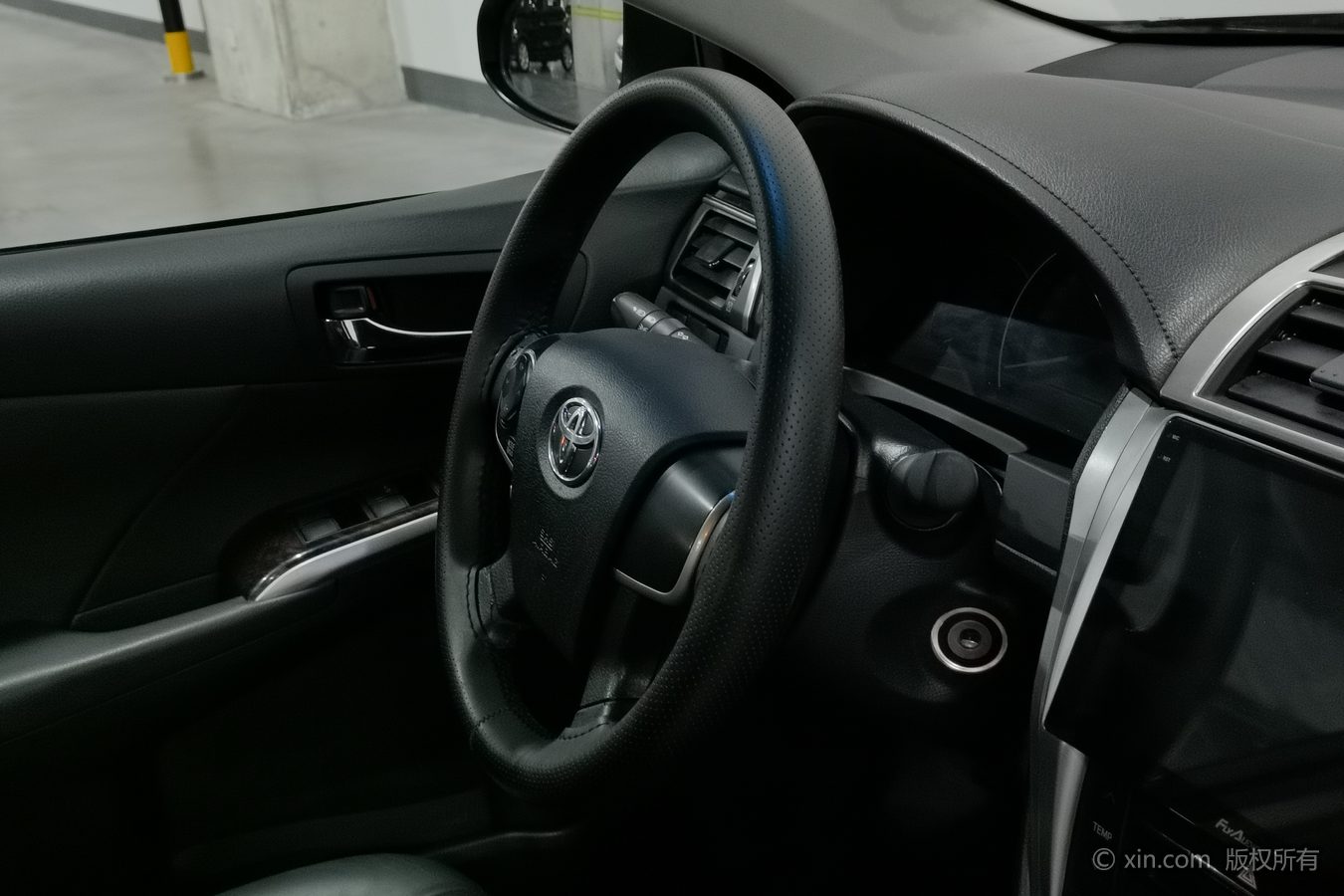 Toyota Camry 2016 car image #23