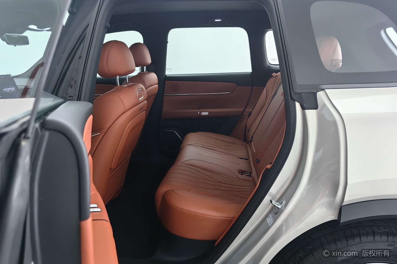 2025 #16 2025 immagine di auto #16