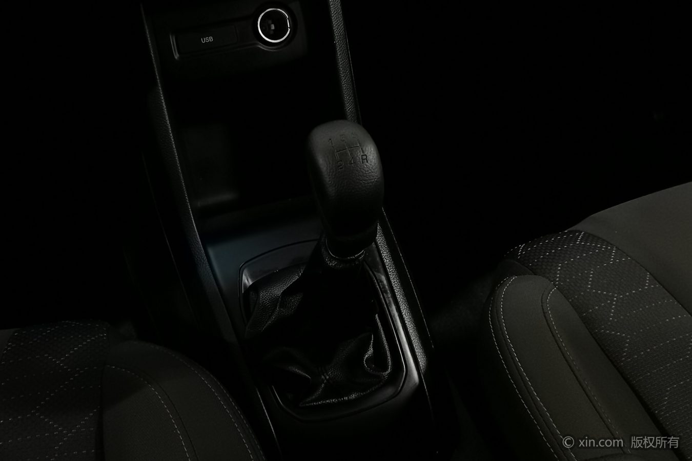 2018 #14 2018 car image #14