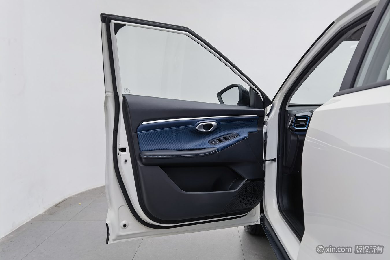 GAC Trumpchi GS3 2026 #8 GAC Trumpchi GS3 2026 car image #8