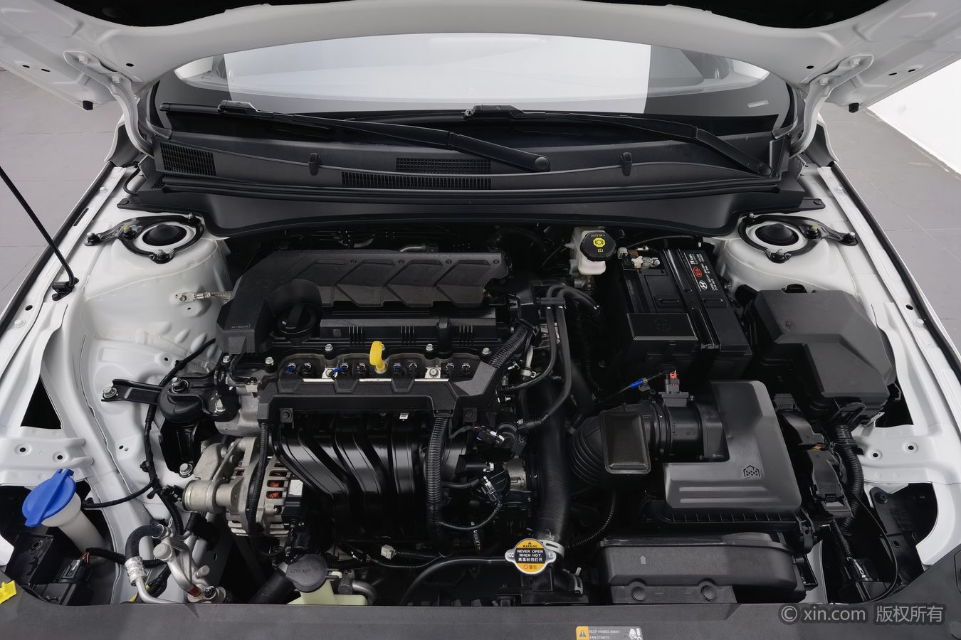 Hyundai Elantra 2024 car image #18
