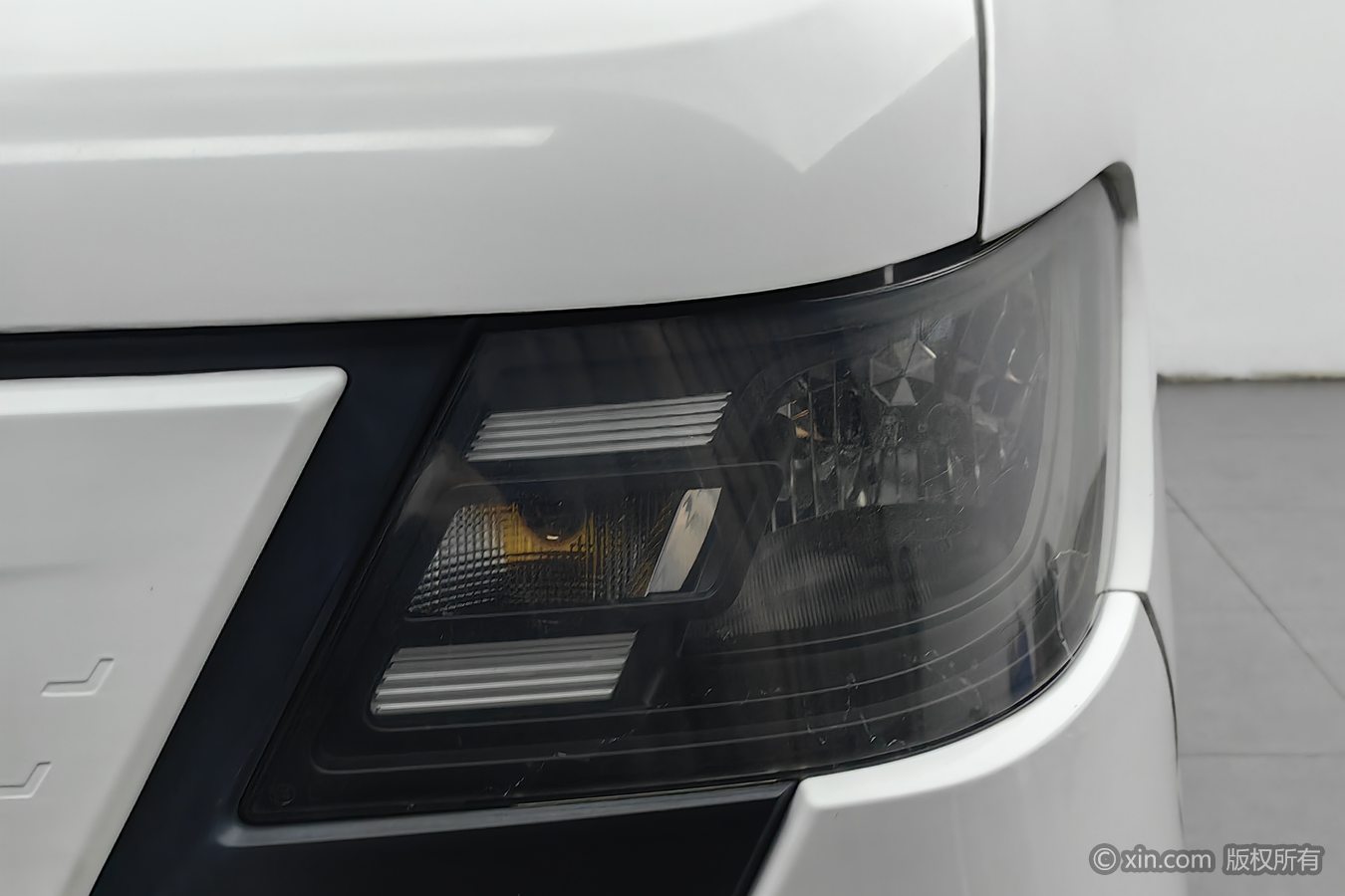 2025 car image #6