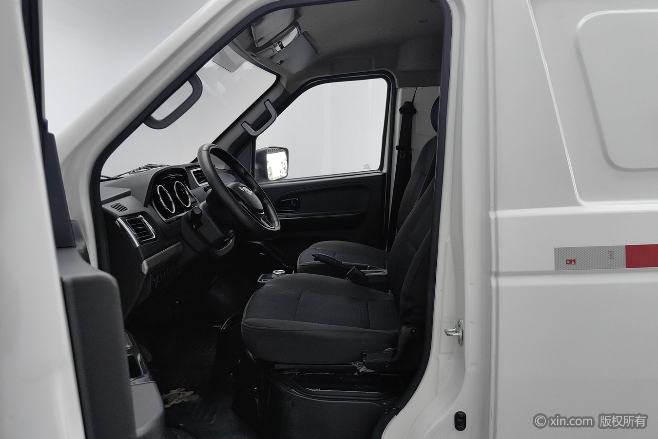 2025 car image #10