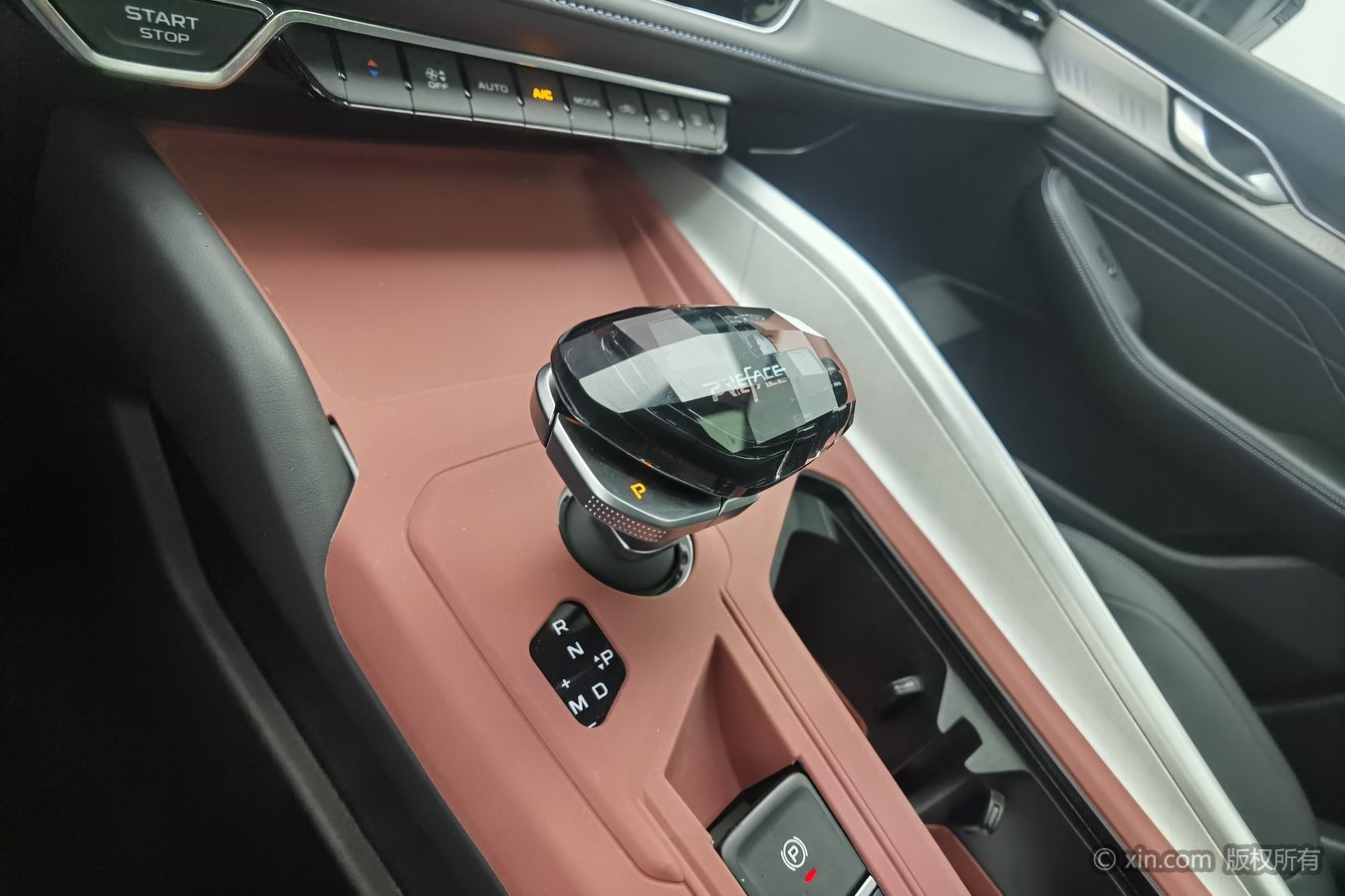 GEELY Preface 2025 immagine di auto #14