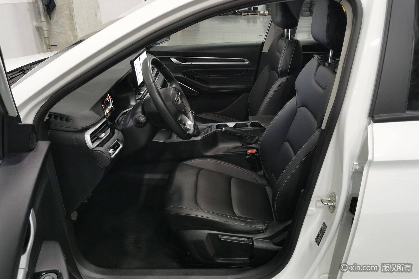 GEELY Emgrand 2023 car image #10