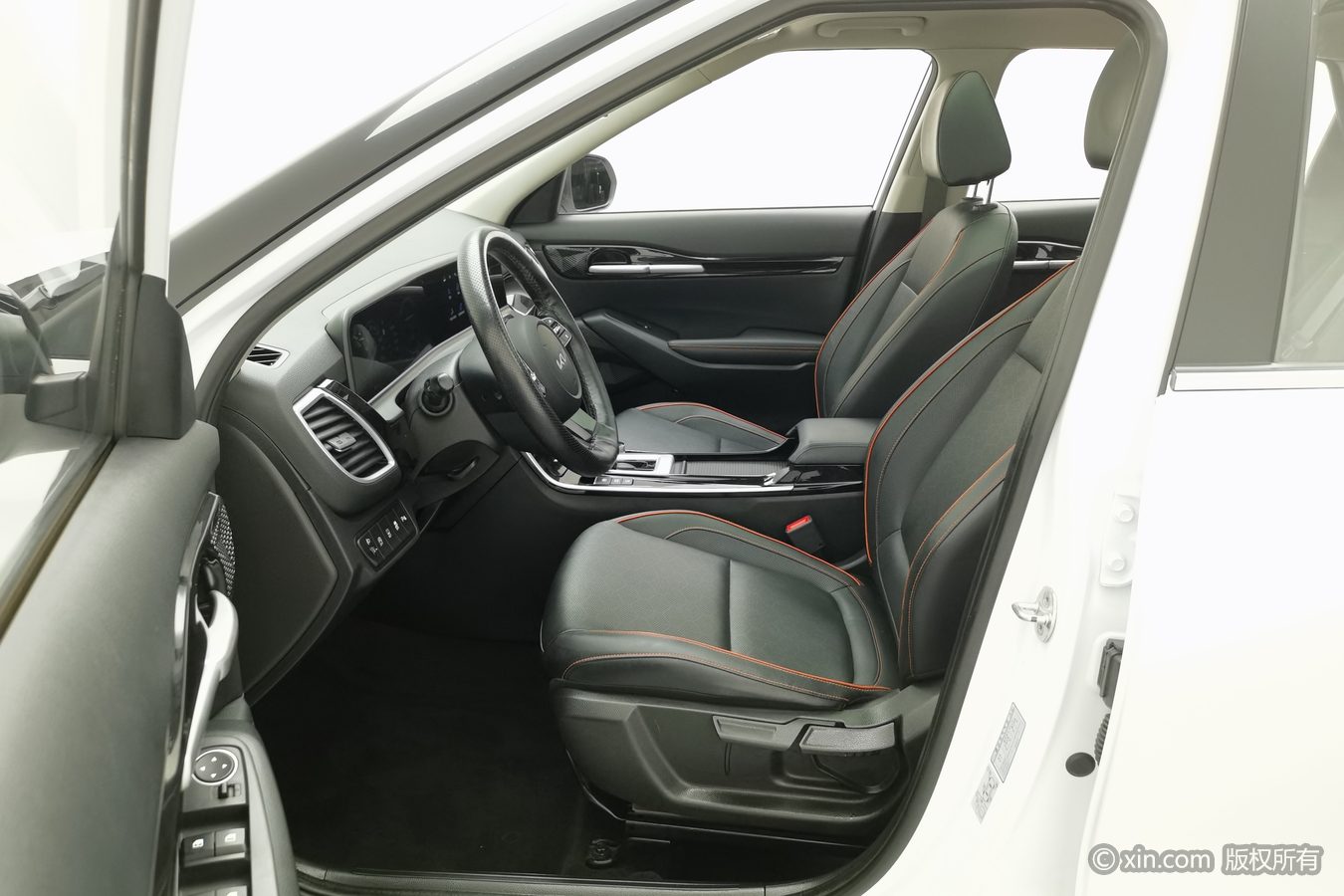 Kia Seltos 2023 car image #10