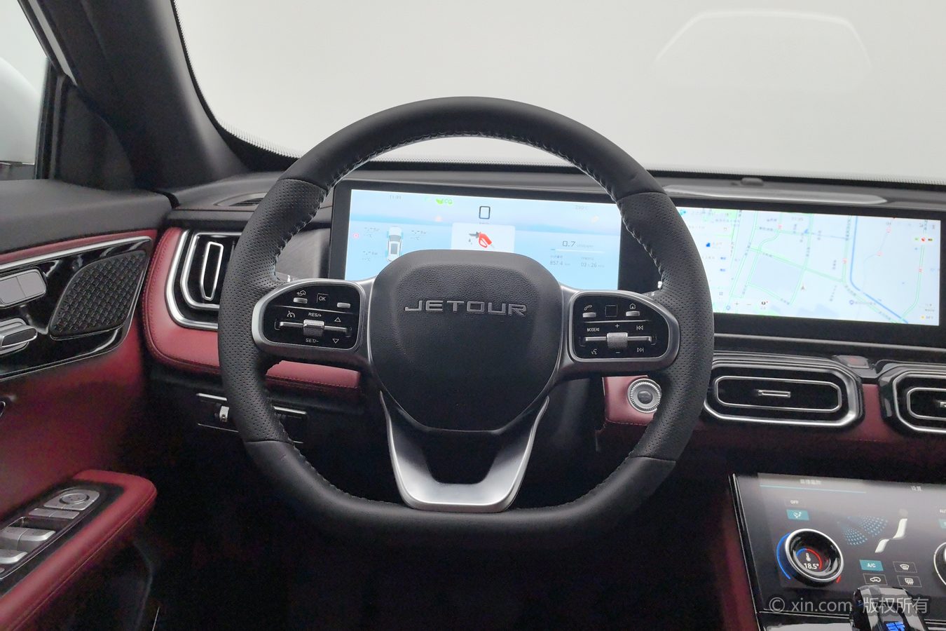 Jetour X70 PLUS 2024 car image #11