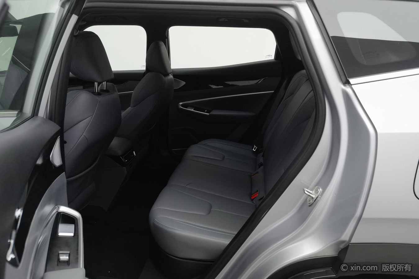 GEELY Boyue 2026 #16 GEELY Boyue 2026 صورة سيارة #16