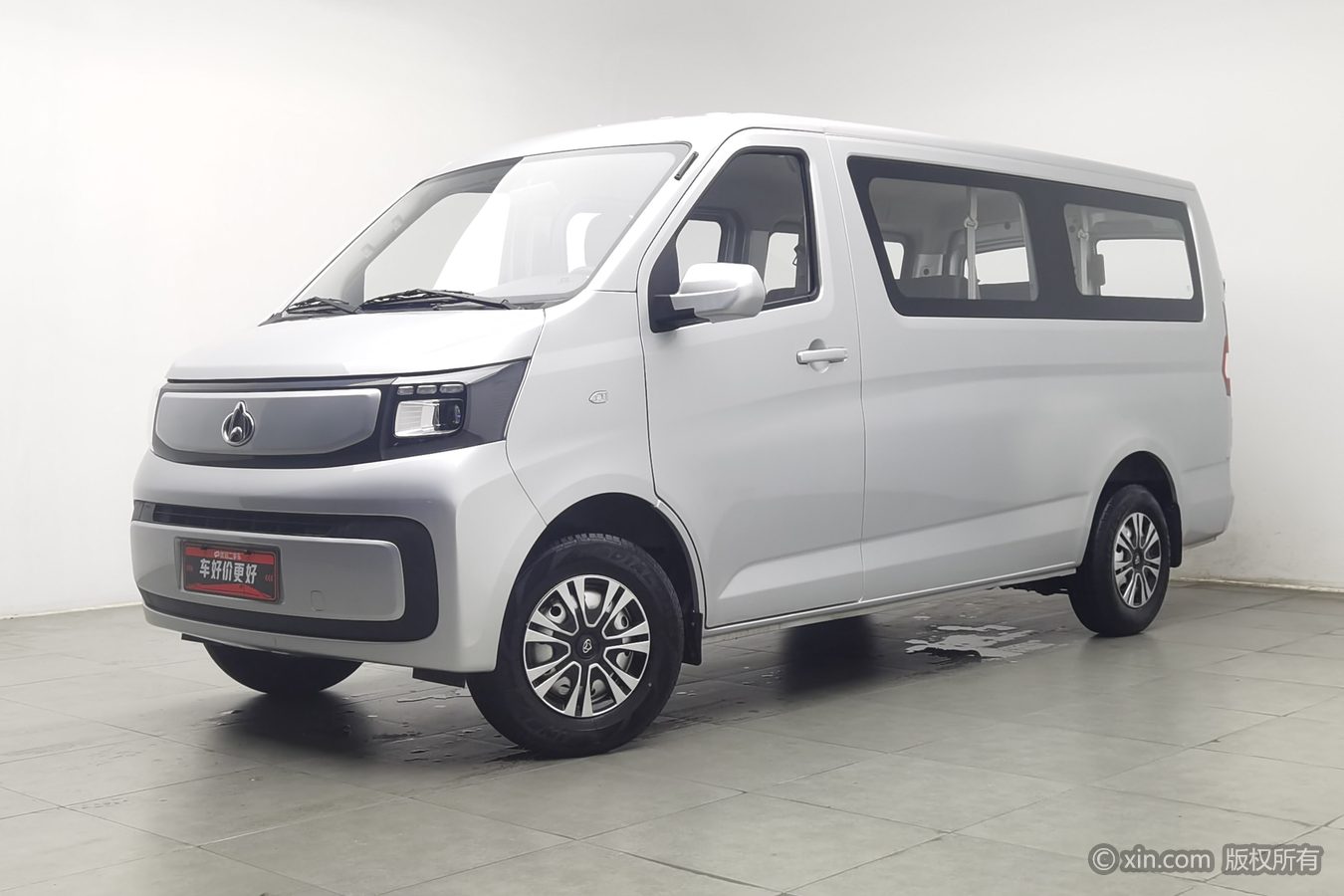 2025 #2 2025 immagine di auto #2