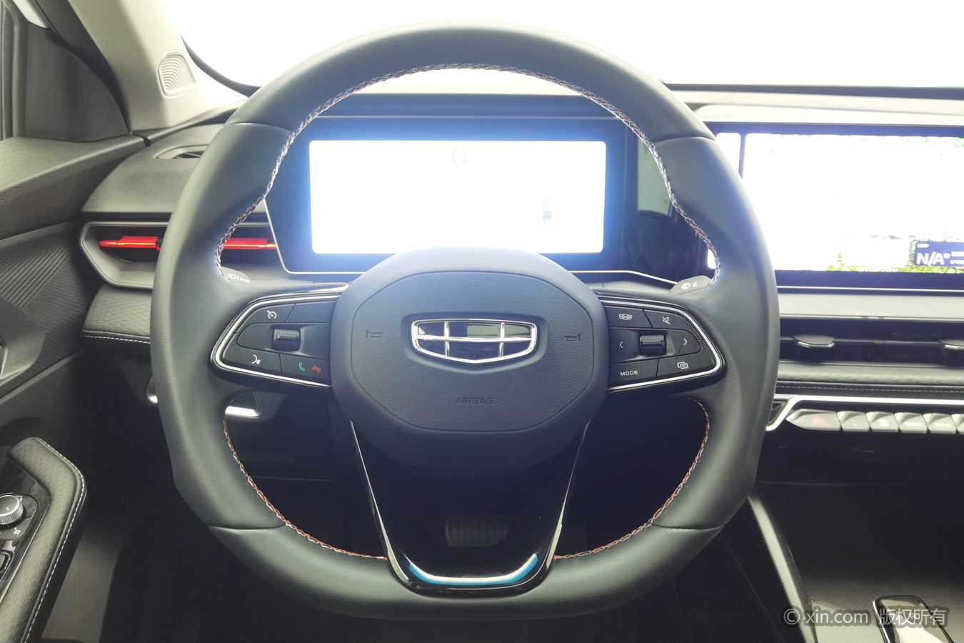 GEELY Binray 2025 car image #11