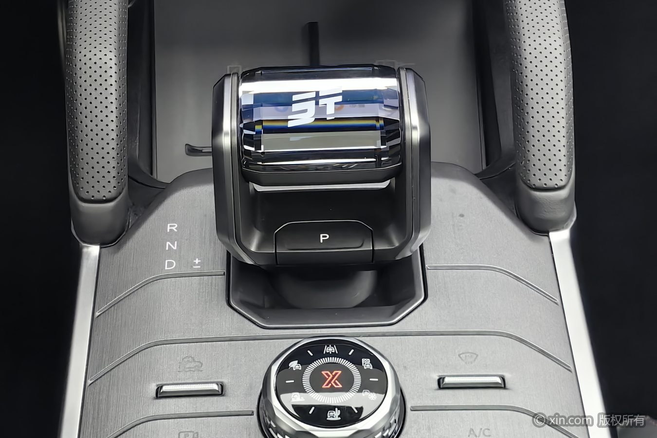 Jetour Traveller 2023 #14 Jetour Traveller 2023 car image #14