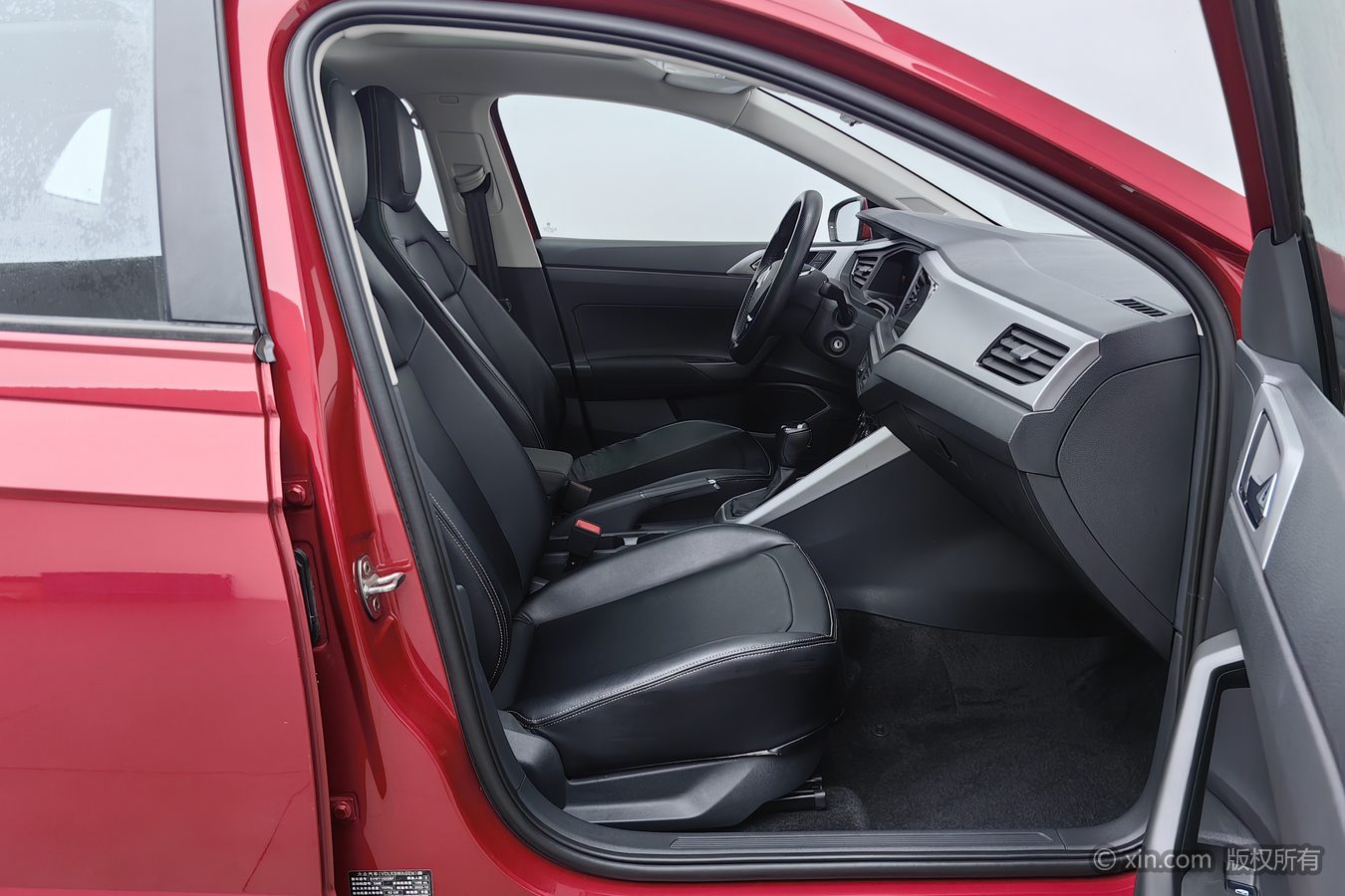 Volkswagen Polo 2023 car image #24
