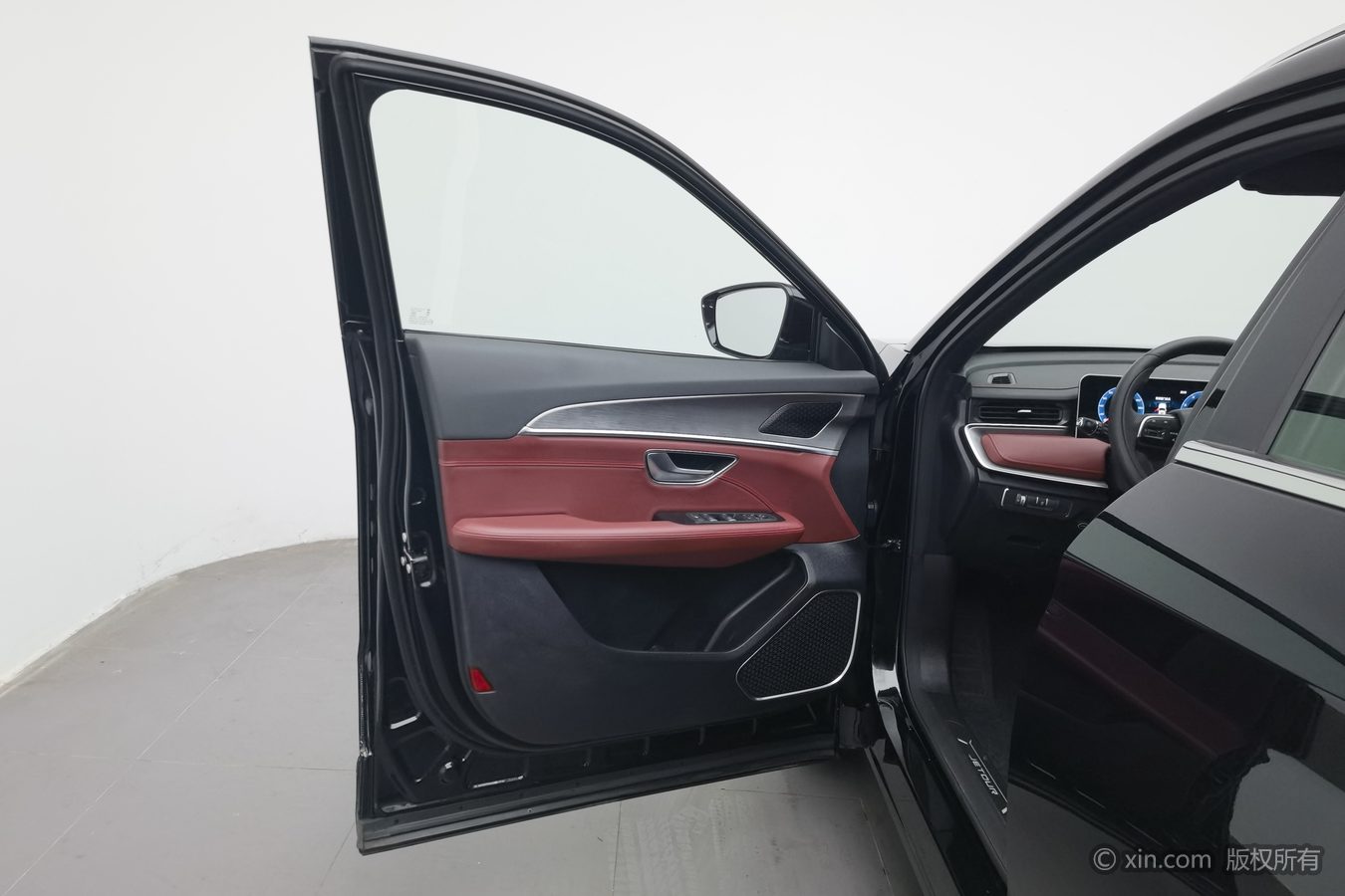 Jetour X70 PLUS 2024 #8 Jetour X70 PLUS 2024 car image #8