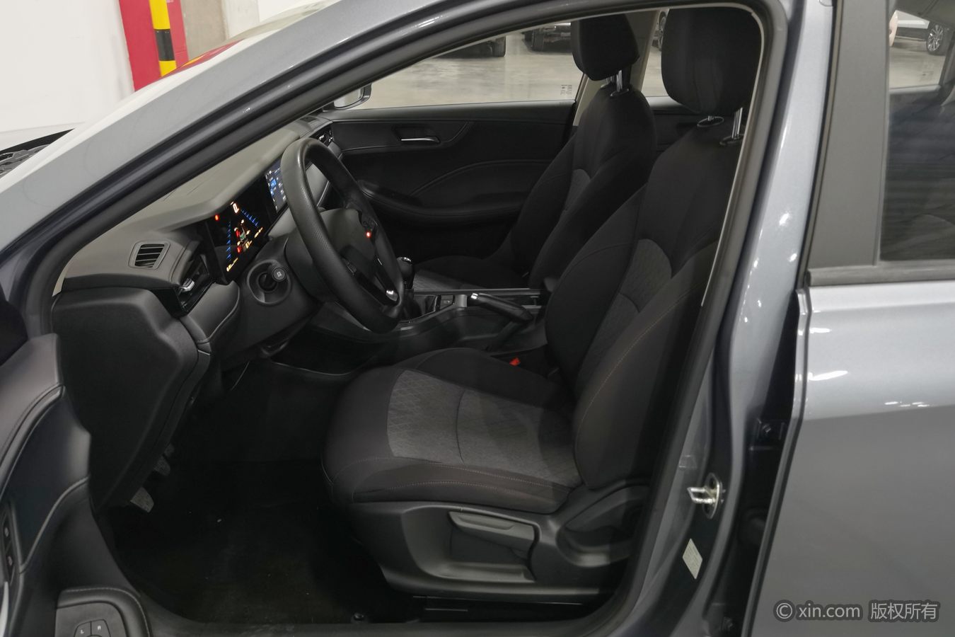 Roewe i5 2023 #10 Roewe i5 2023 car image #10