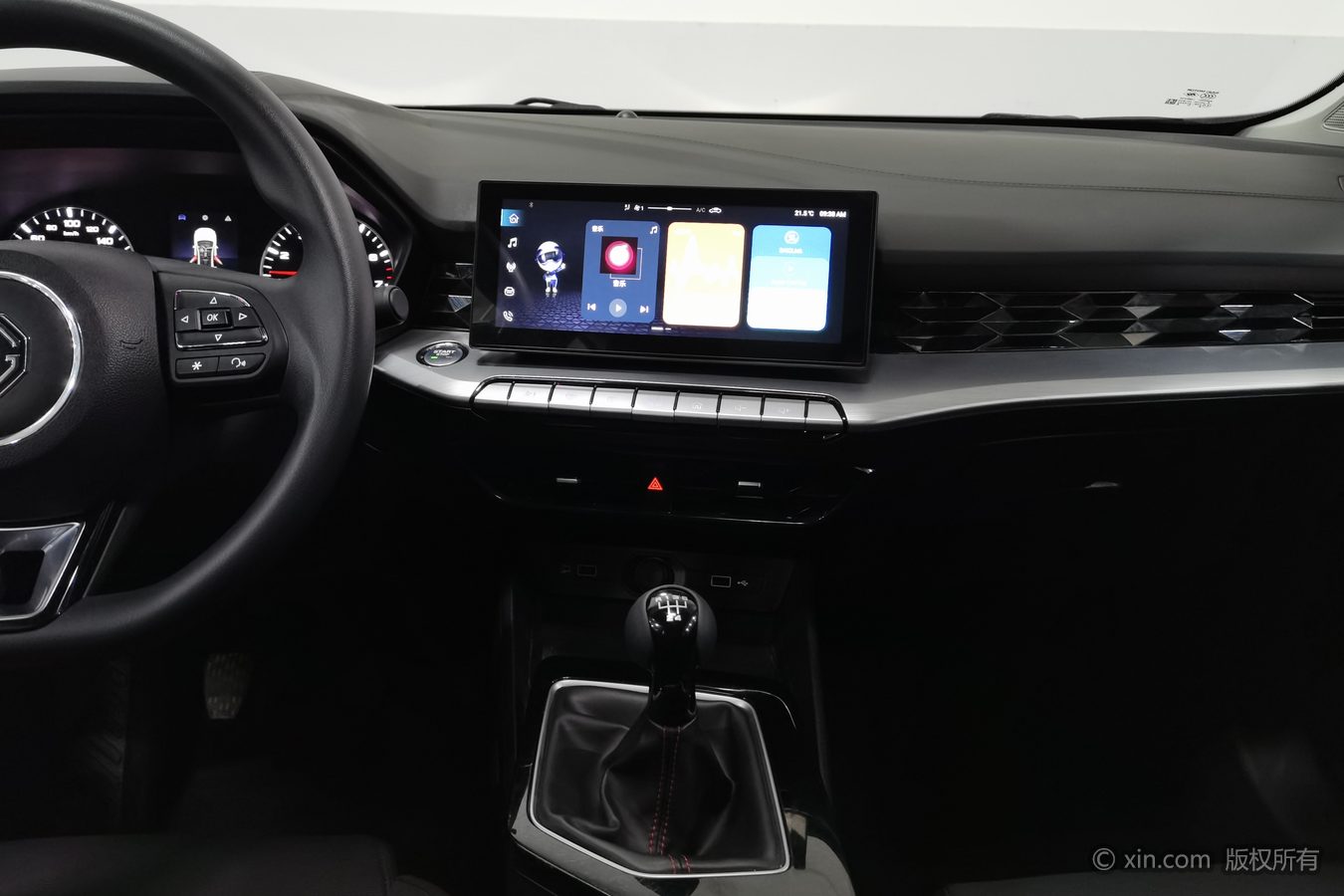 MG 5 2024 car image #13