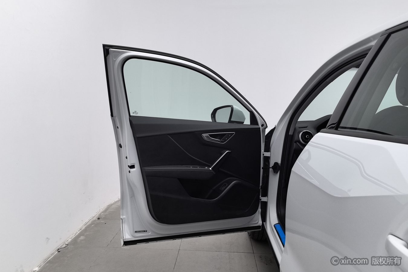 Audi Q2L 2023 #8 Audi Q2L 2023 car image #8