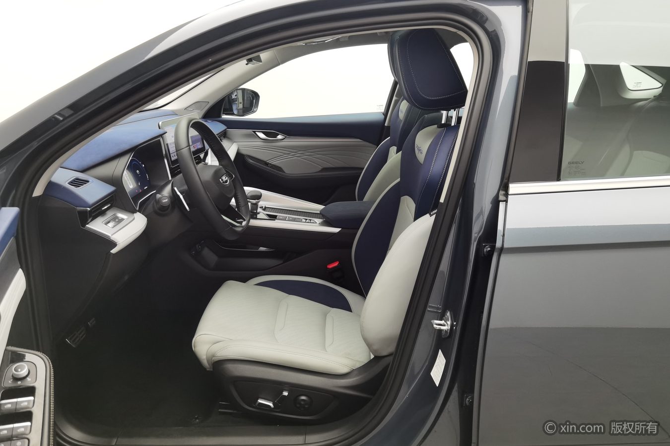 GEELY Preface 2023 car image #10