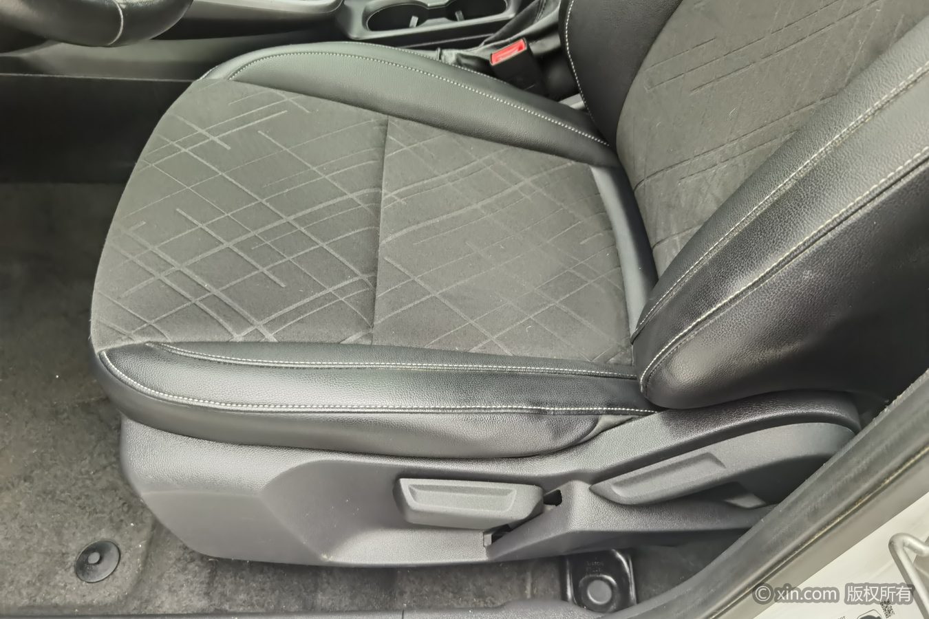 Ford Escort 2020 #21 Ford Escort 2020 image de voiture #21
