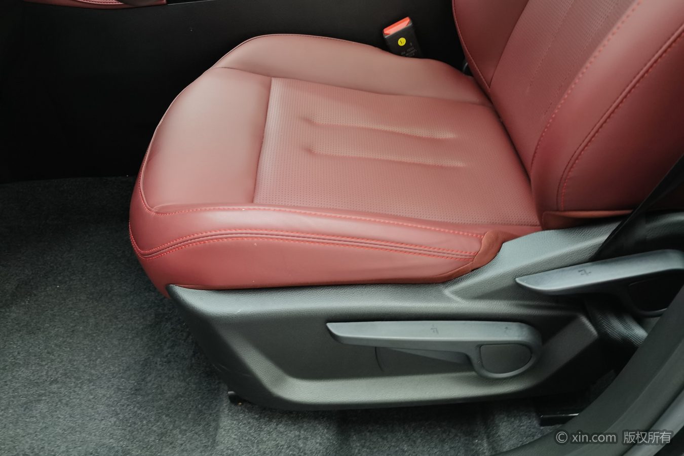 Jetour X70 2025 car image #21