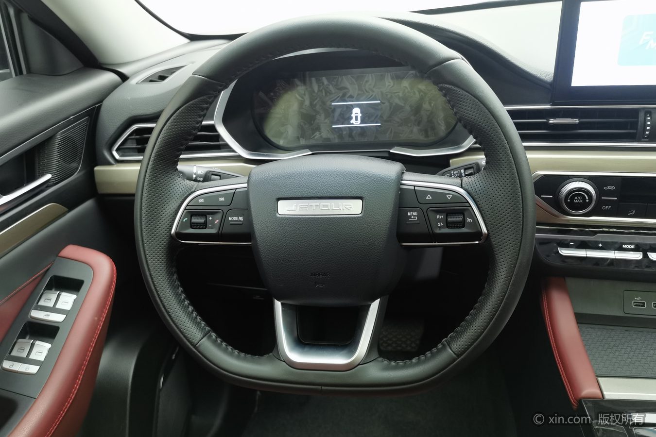 Jetour X70 2025 car image #11