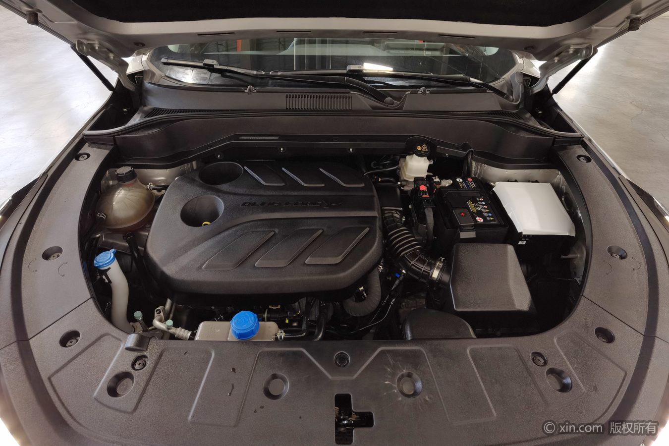2024 car image #18