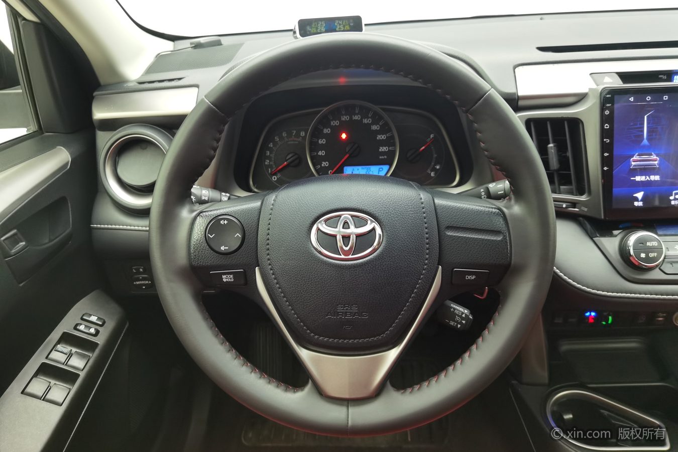 Toyota RAV4 2019 #11 Toyota RAV4 2019 car image #11