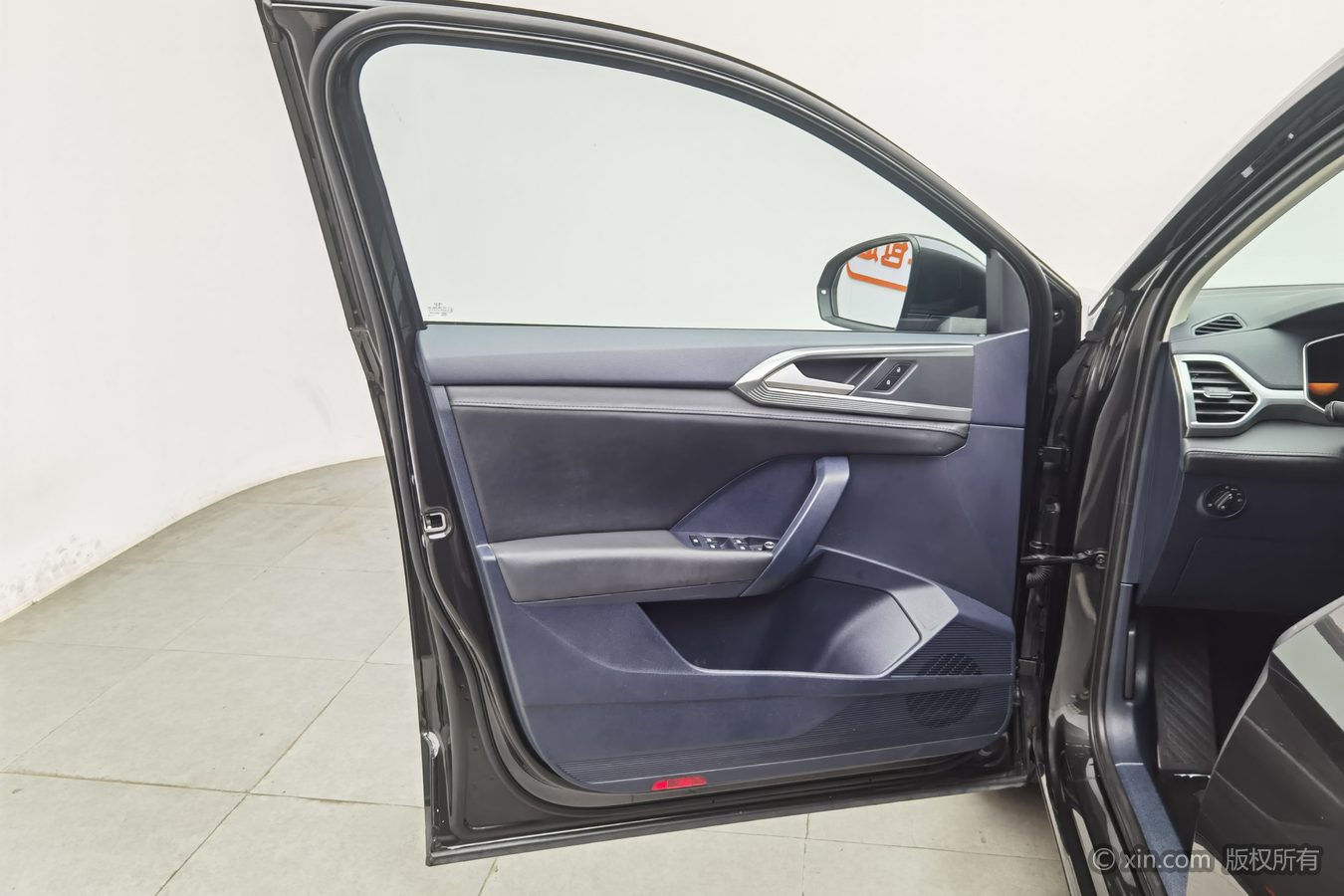 Volkswagen Tharu 2023 car image #8