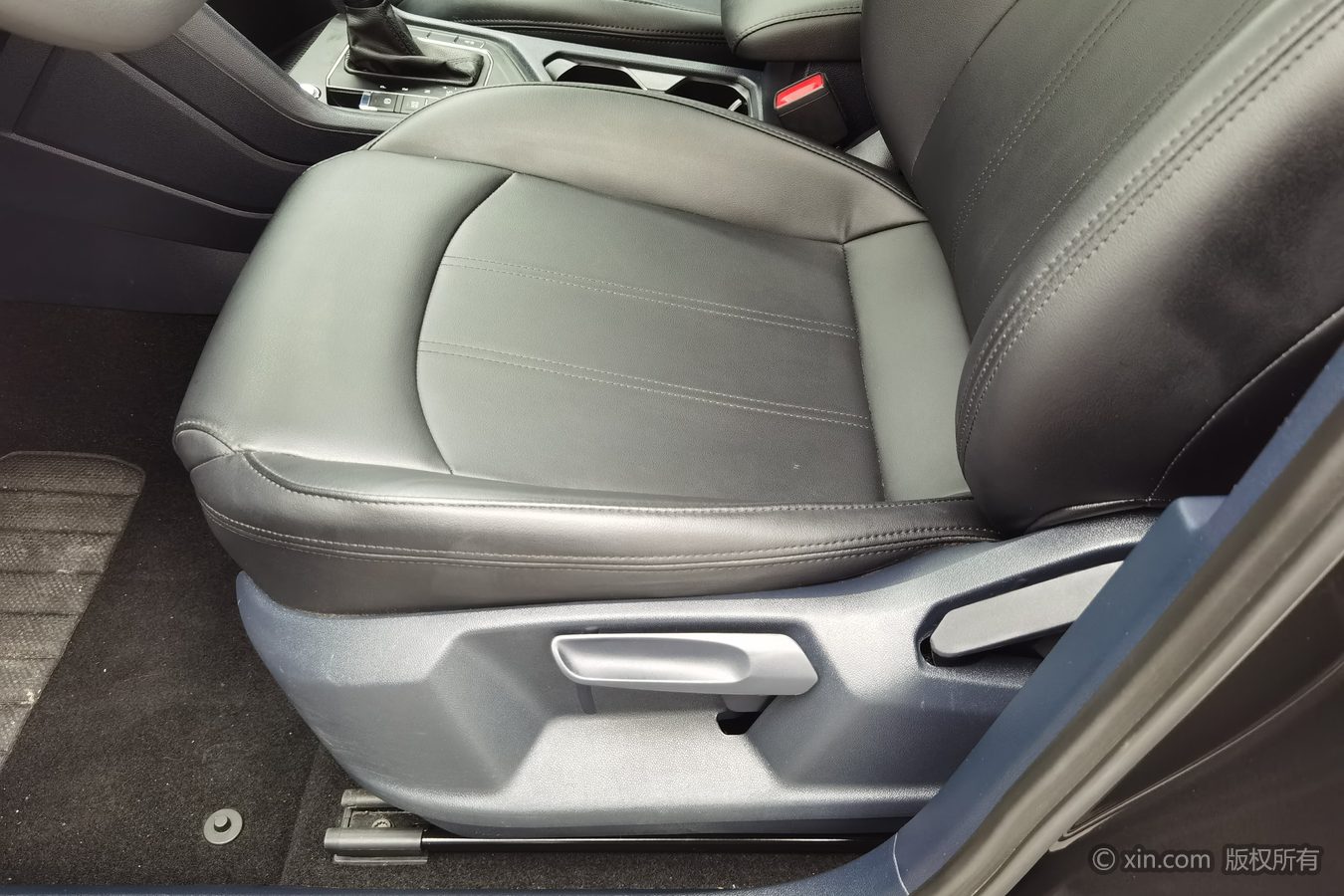 Volkswagen Tharu 2023 car image #21