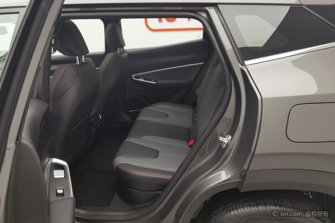 GEELY Boyue 2024 immagine di auto #16
