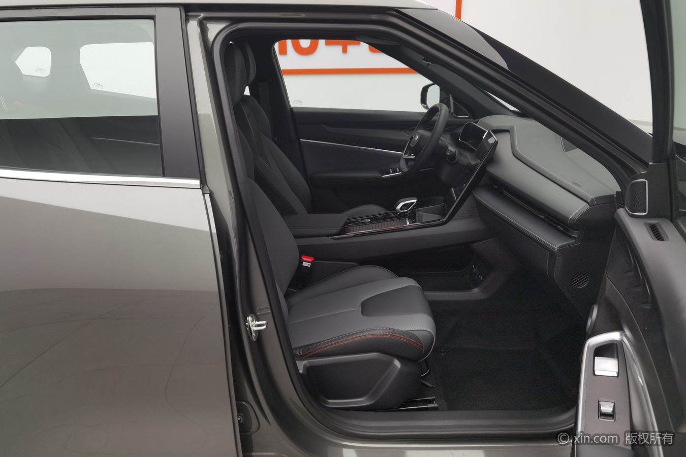 GEELY Boyue 2024 immagine di auto #24