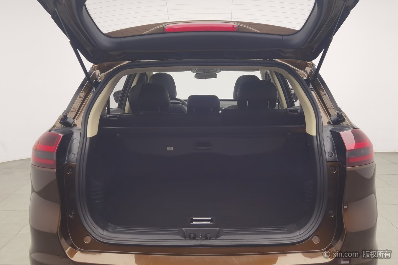 GEELY Boyue 2018 car image #17