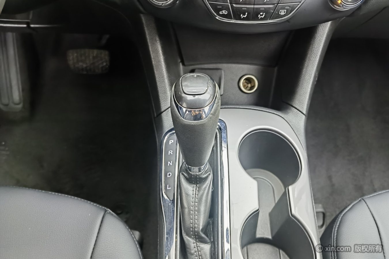 Chevrolet Cruze 2016 immagine di auto #14