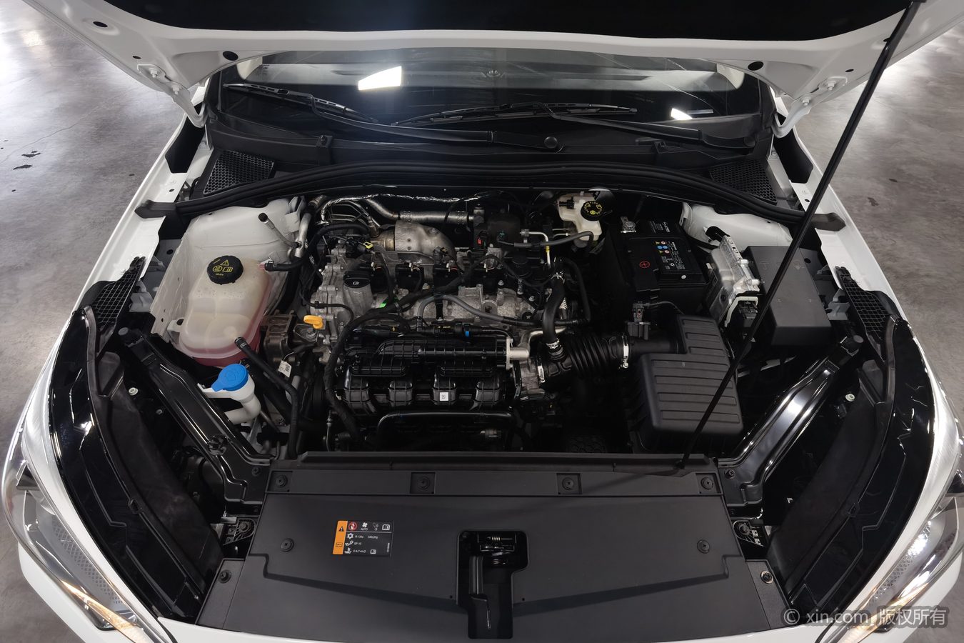 Roewe i5 2024 #18 Roewe i5 2024 immagine di auto #18