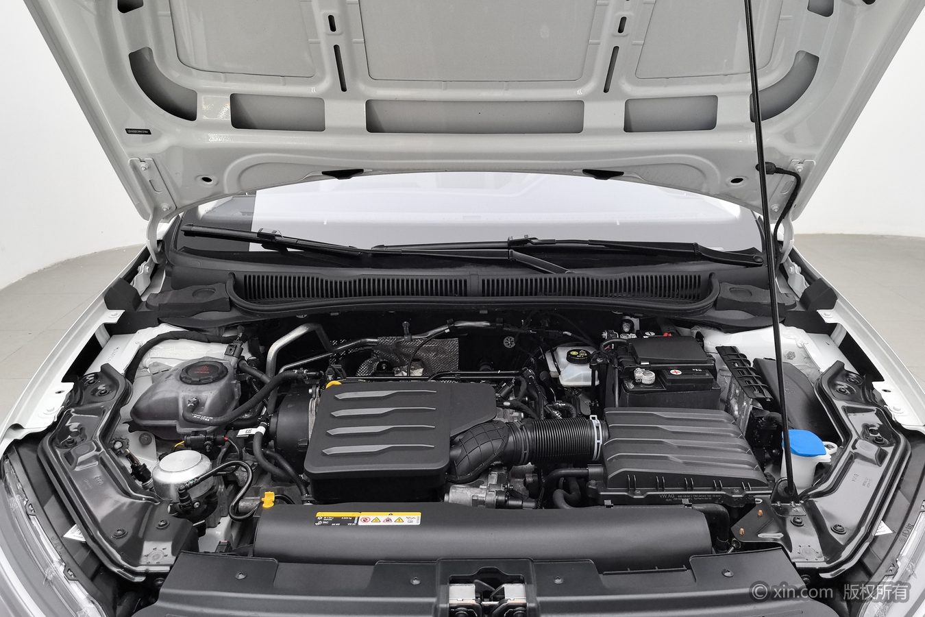 Volkswagen Lavida 2025 car image #18