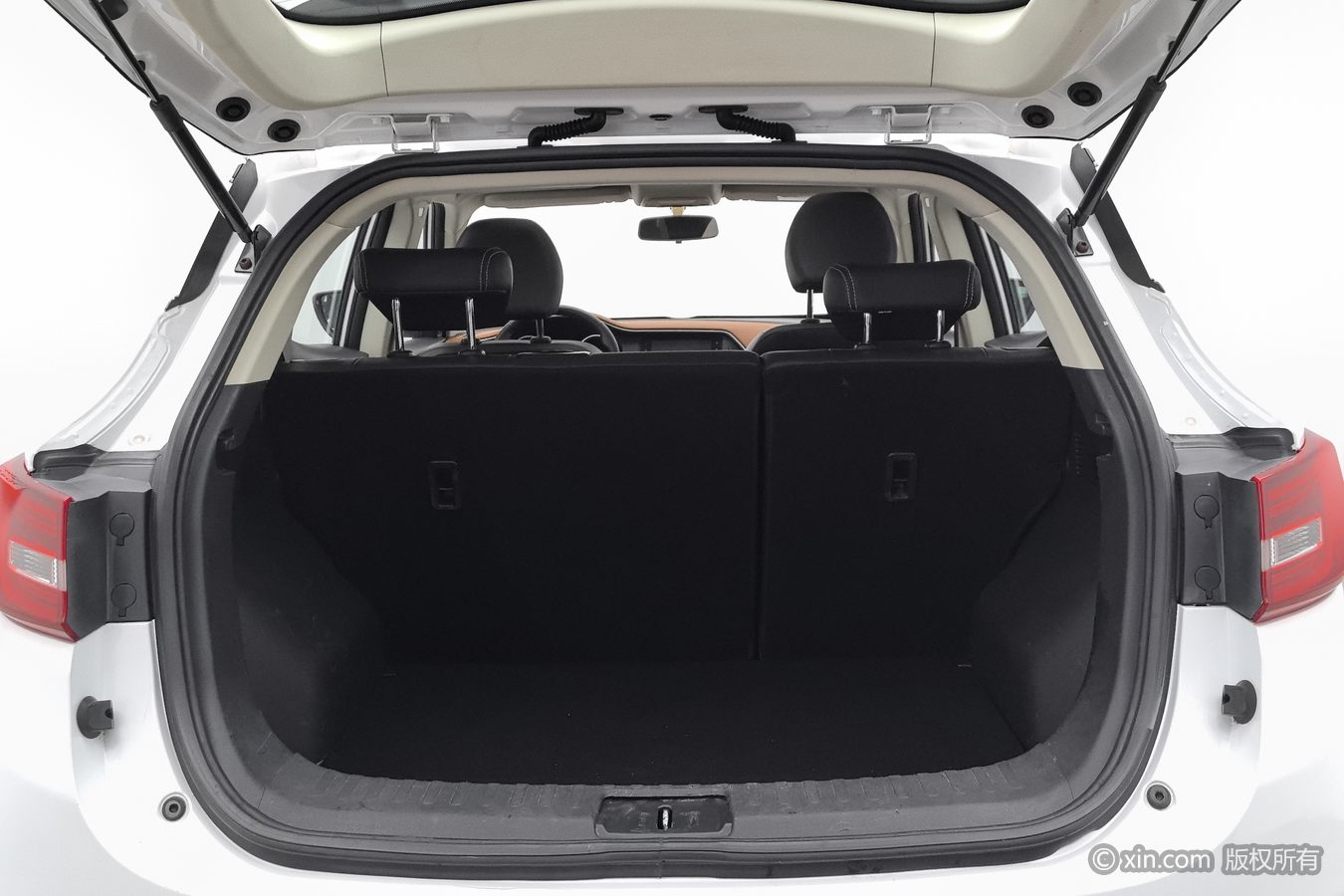 Zotye T300 2018 car image #17