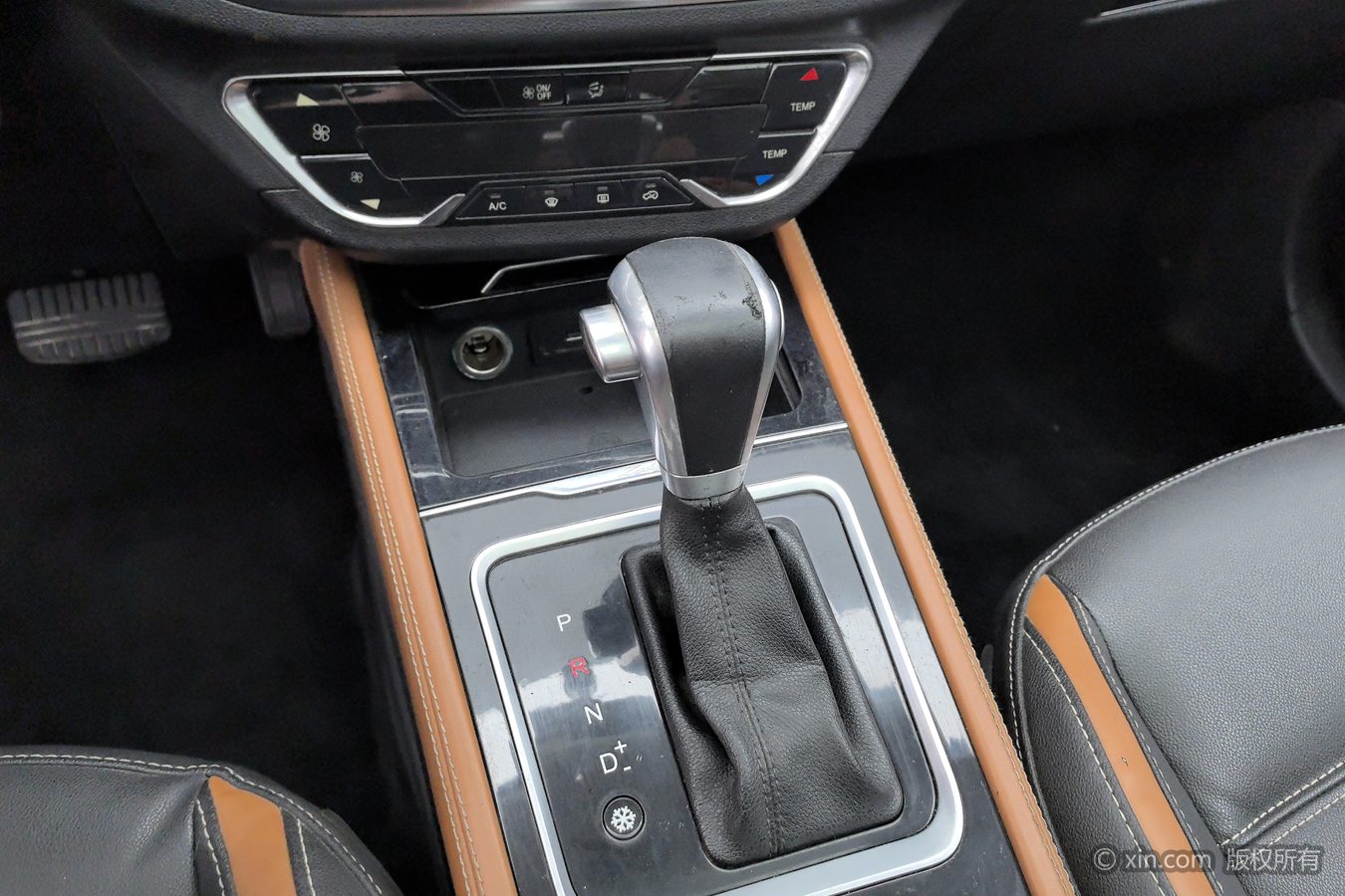 Zotye T300 2018 car image #14