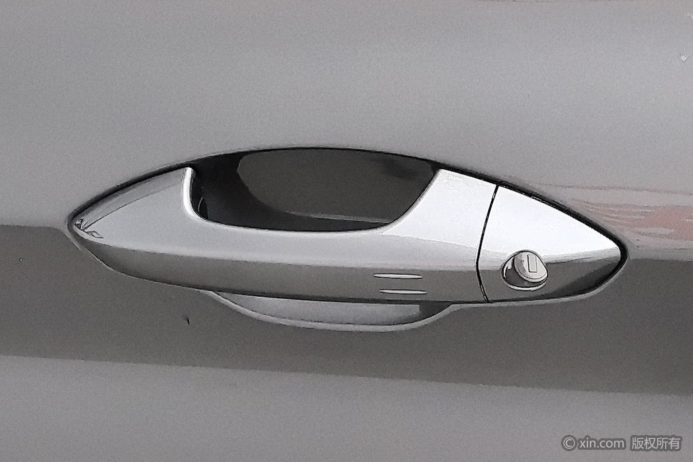 GEELY Coolray 2024 car image #19