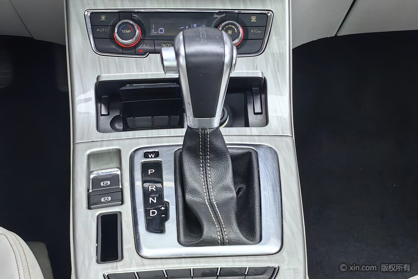 2018 #14 2018 car image #14