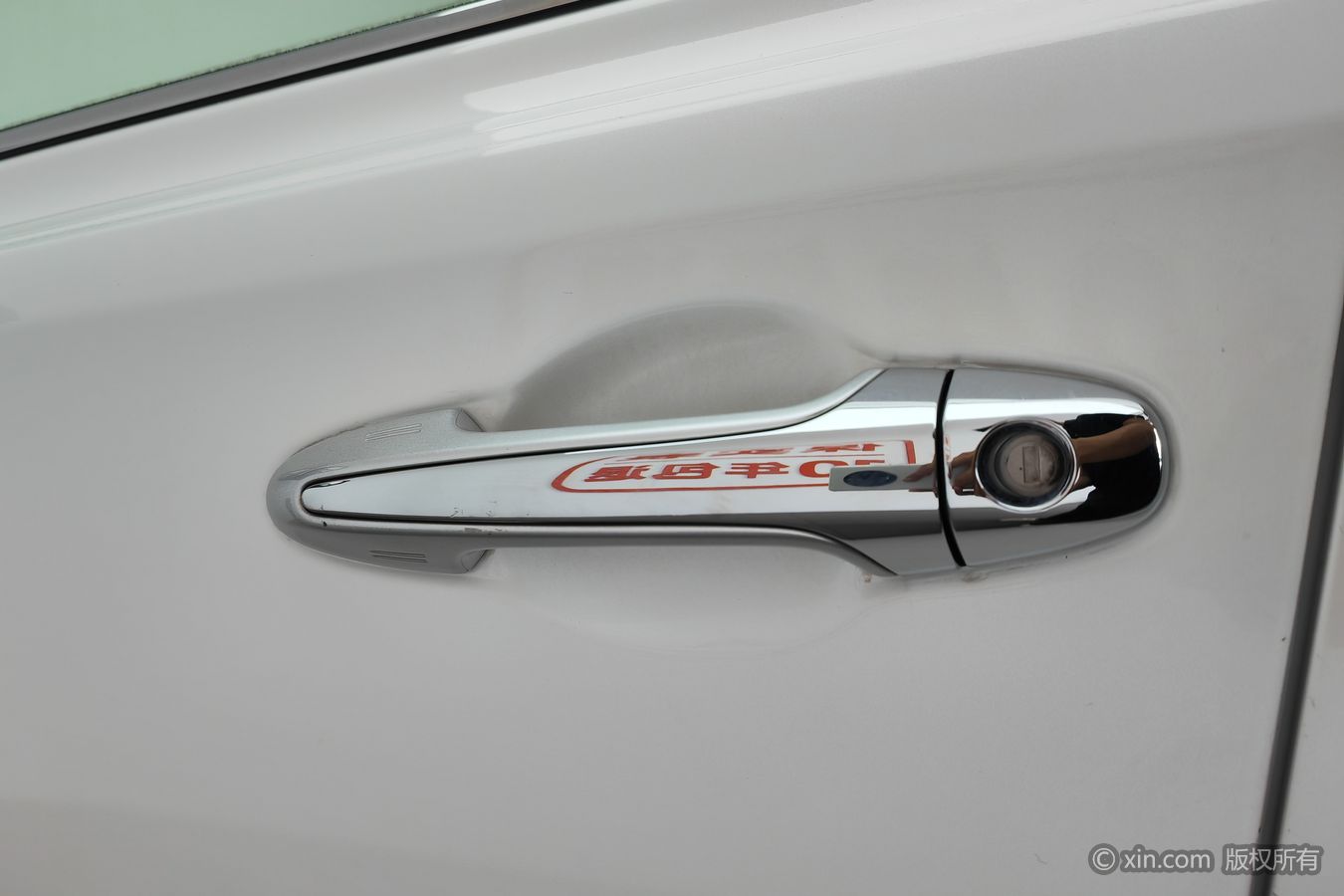 Toyota RAV4 2019 car image #19